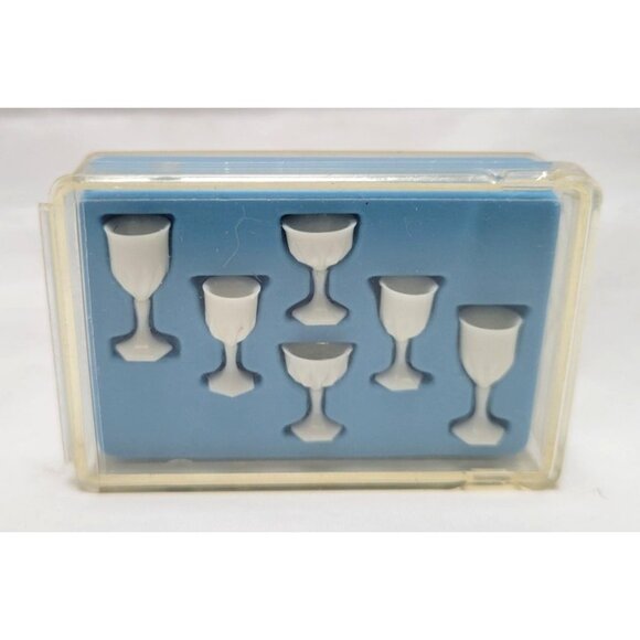 Vintage Miniature White Goblet Set In Display Case Dollhouse Drinkware Accessory - Picture 1 of 8